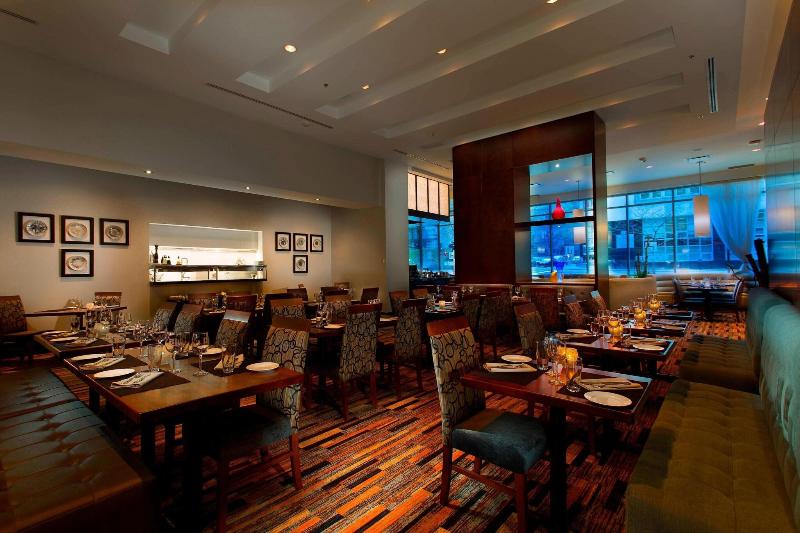 فندق Courtyard By Marriott Montreal Downtown