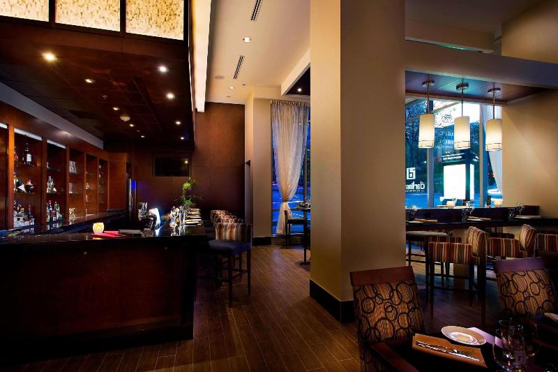 فندق Courtyard By Marriott Montreal Downtown