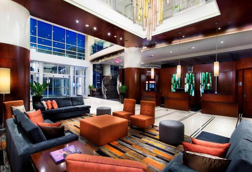 فندق Courtyard By Marriott Montreal Downtown