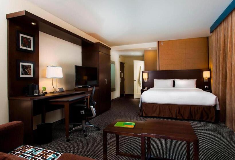 فندق Courtyard By Marriott Montreal Downtown