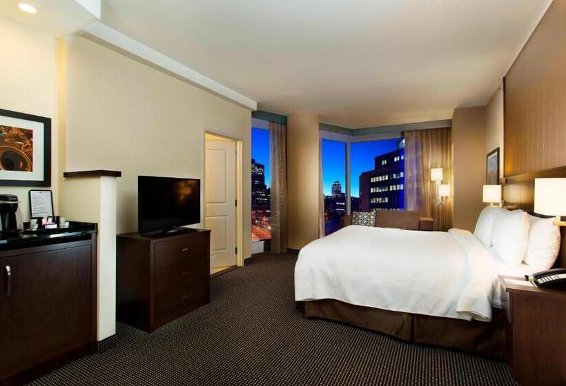 فندق Courtyard By Marriott Montreal Downtown