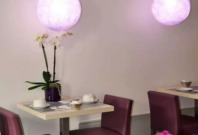 호텔 De La Croix Rousse