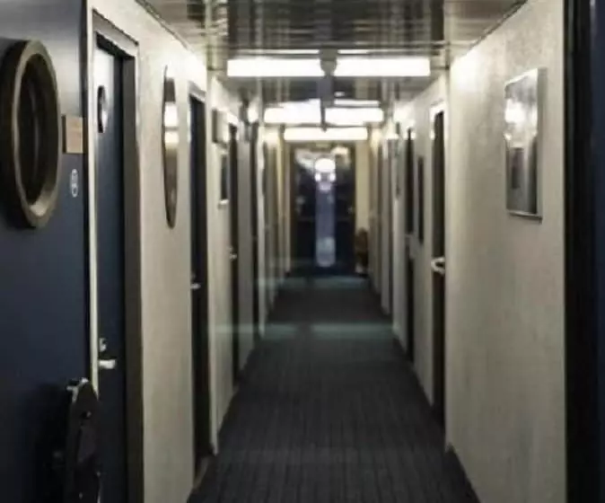 酒店 Egg Hôtel Sarcelles