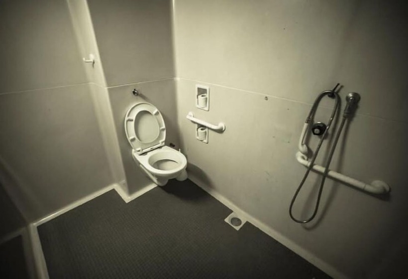 هتل Egg Hôtel Sarcelles