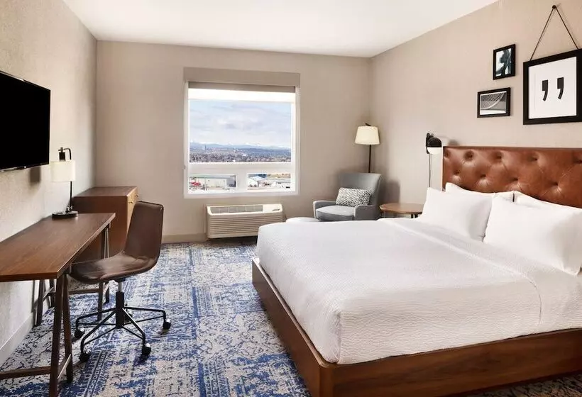 酒店 Four Points By Sheraton Calgary Airport