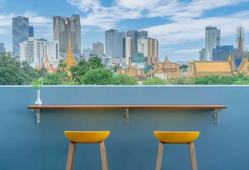 هتل The Frangipani Royal Palace