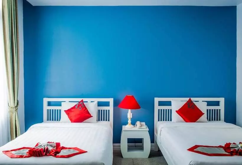 هتل The Frangipani Royal Palace