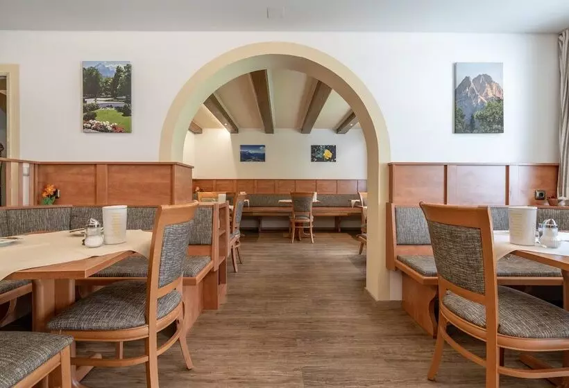 هتل Garni Brunnthaler