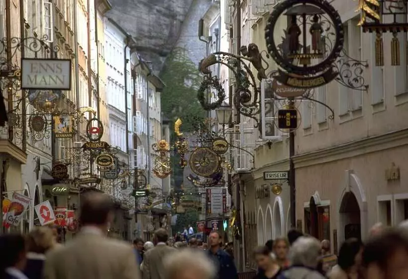 فندق Garni Melanie