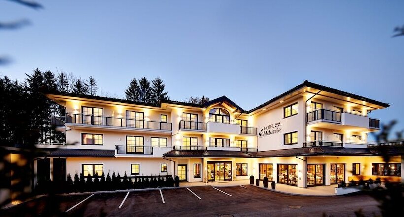 ホテル Garni Melanie