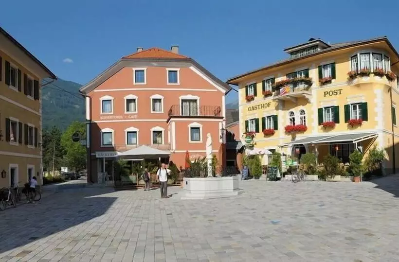 ホテル Gasthof Post