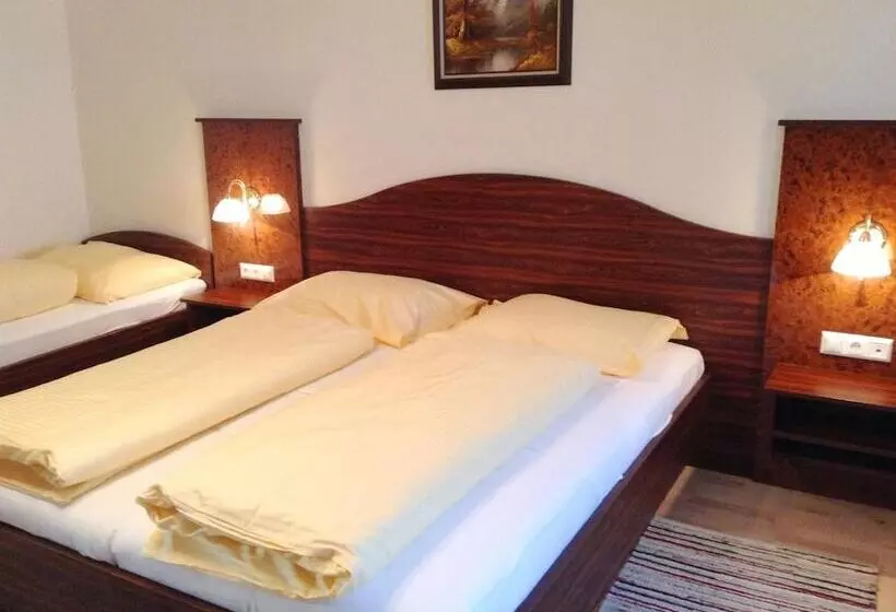 ホテル Gasthof Post