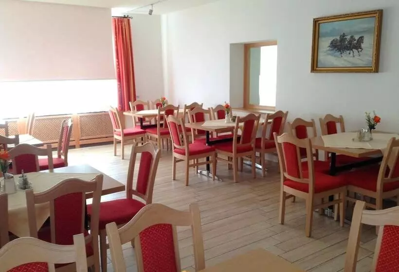 ホテル Gasthof Post