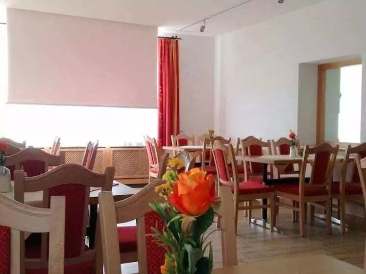 ホテル Gasthof Post