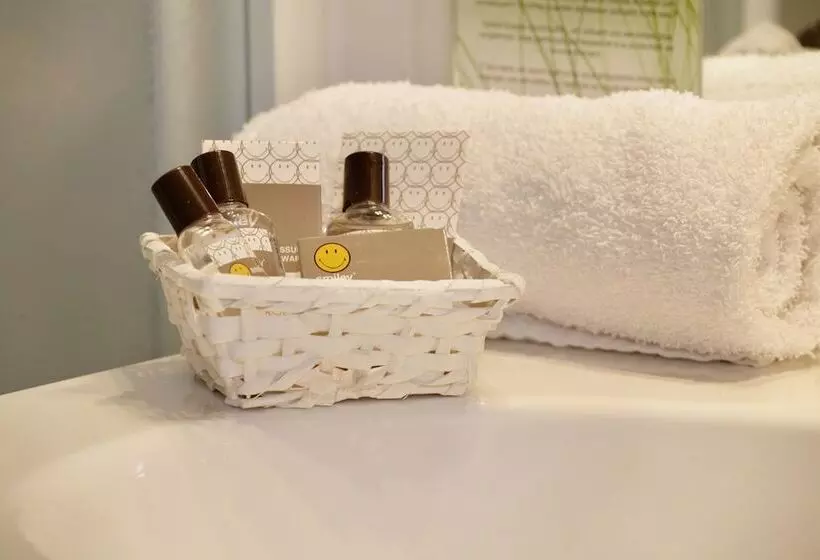 酒店 Hôtel Eliova L'eau Vive