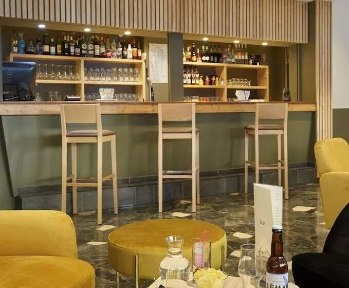 酒店 Hôtel Eliova L'eau Vive