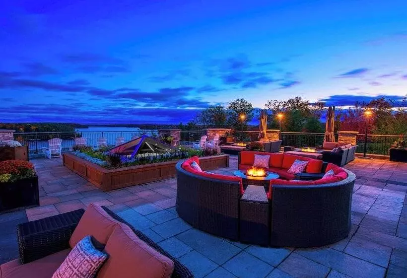 Hotelli Jw Marriott The Rosseau Muskoka Resort & Spa