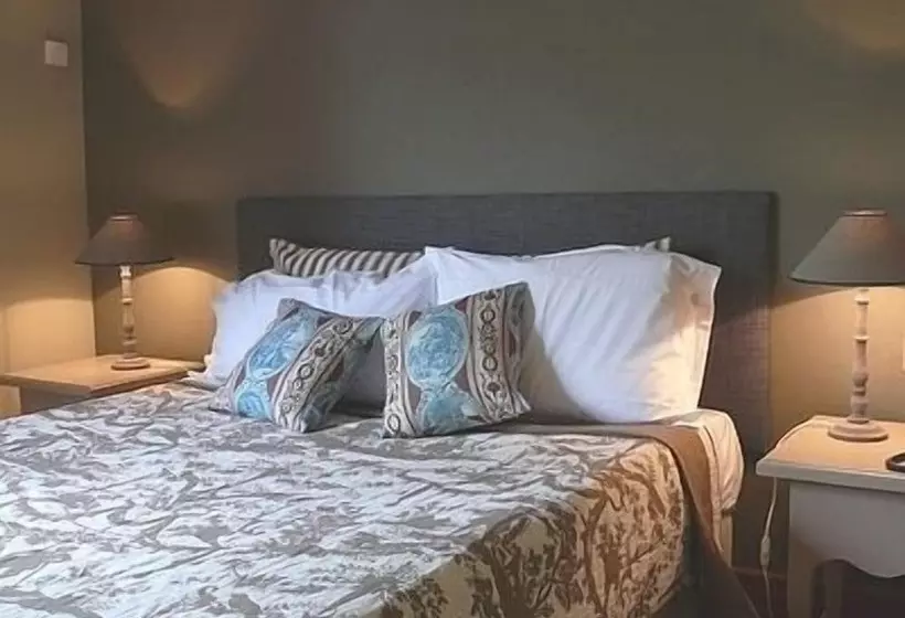 בית מלון כפרי Le Moulin De Mombreux