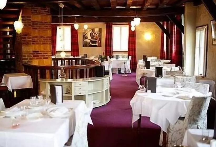 בית מלון כפרי Le Moulin De Mombreux