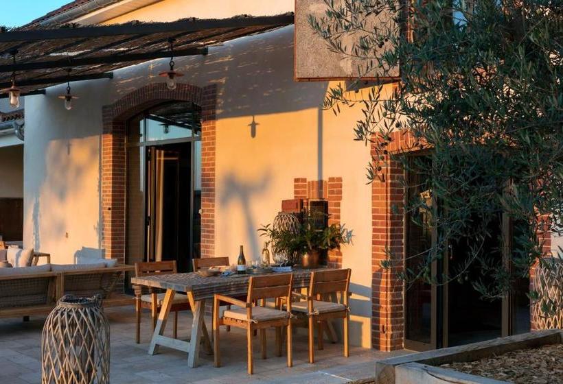 Отель Le Prieuré