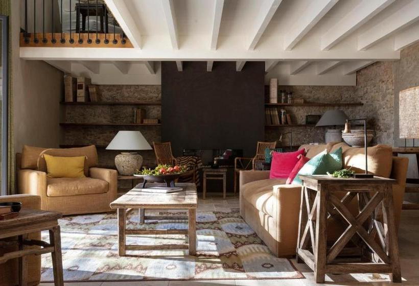 Отель Le Prieuré