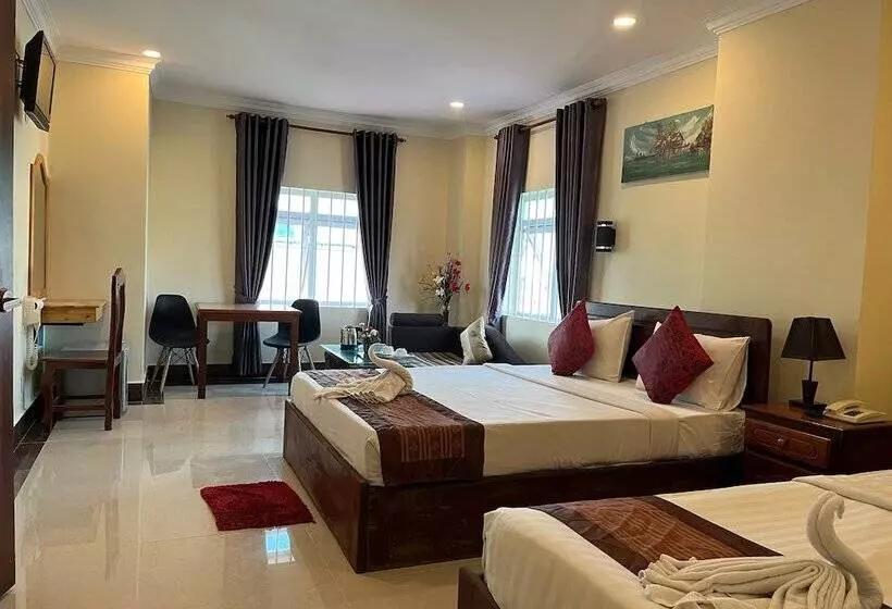 בית מלון כפרי Queen Wood