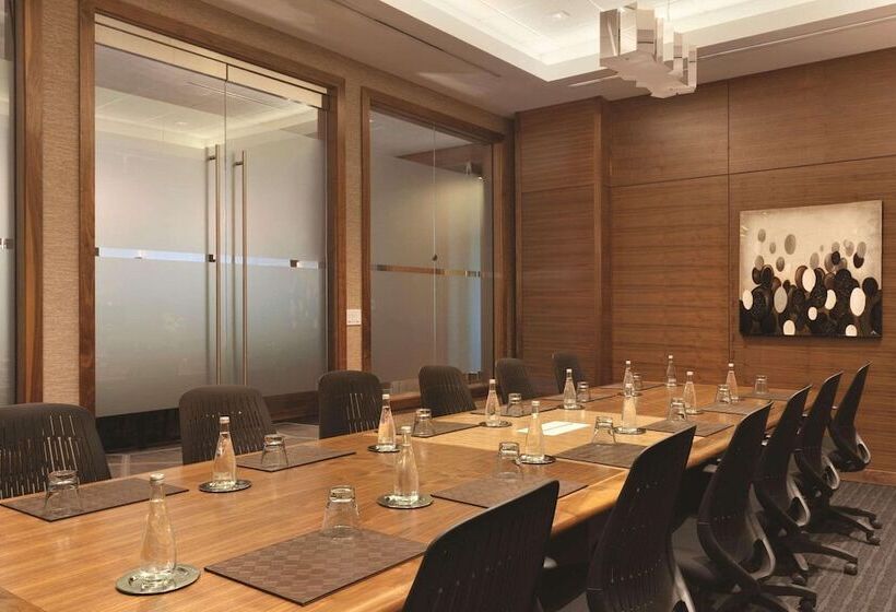 Radisson Hotel & Conference Centre Calgary Airport