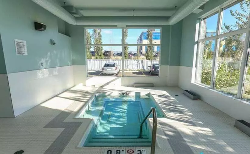 Radisson Hotel & Conference Centre Calgary Airport