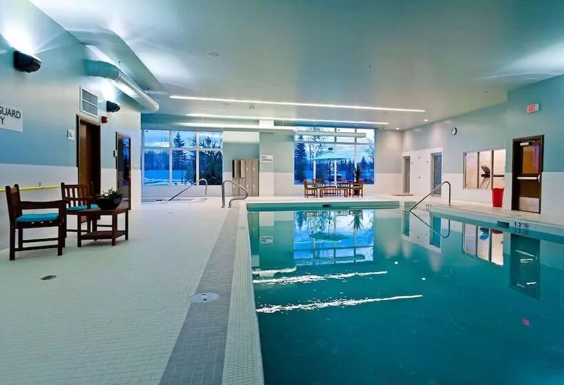 Radisson Hotel & Conference Centre Calgary Airport