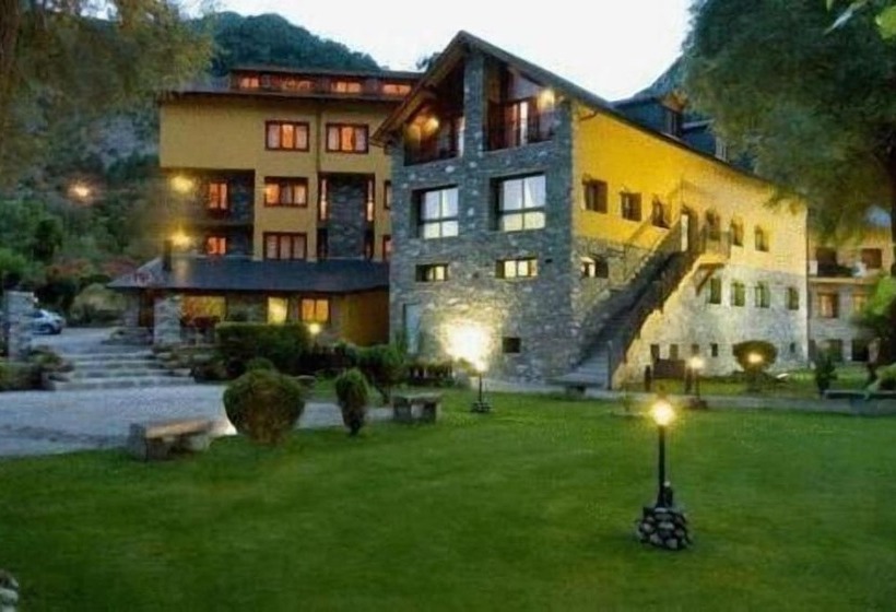 فندق Restaurant Castellarnau