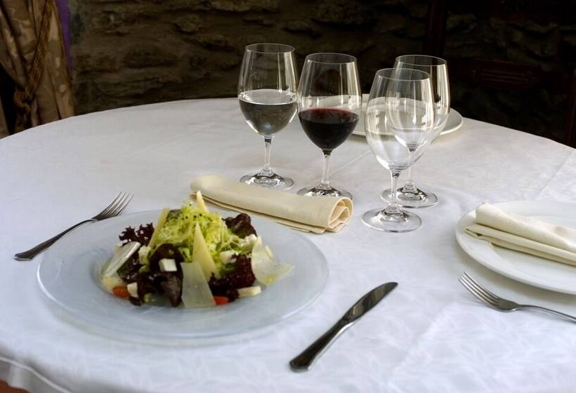 فندق Restaurant Castellarnau