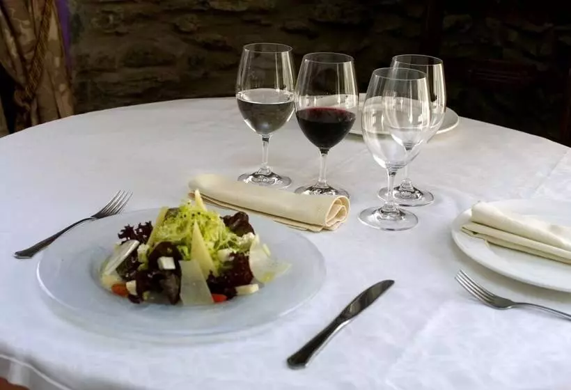 Отель Restaurant Castellarnau