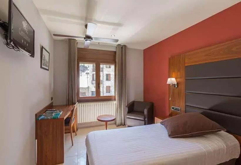 Отель Restaurant Castellarnau