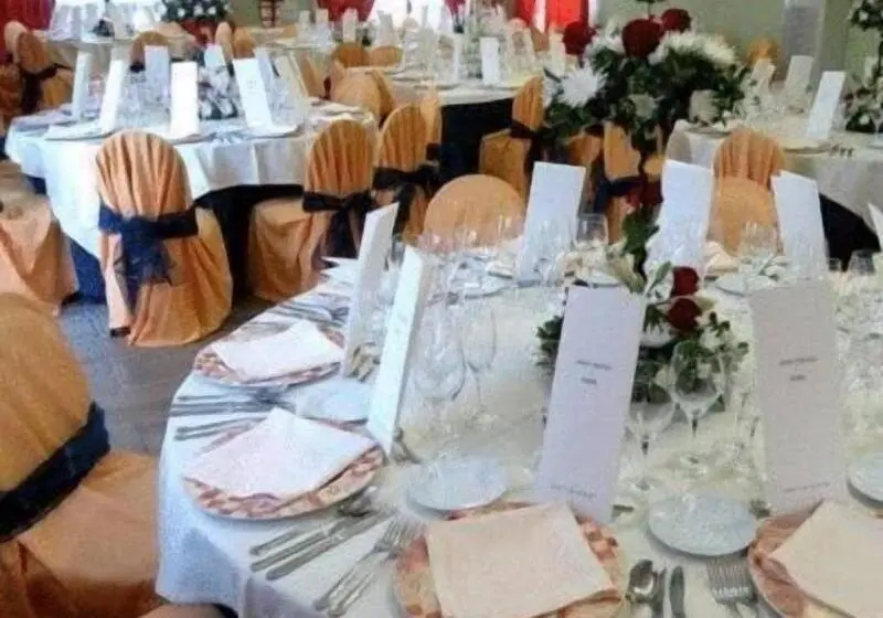 هتل Restaurant Castellarnau