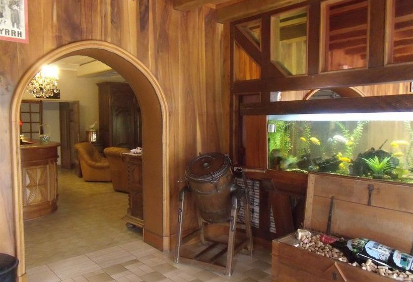 Hotel Restaurant L'Ecluse in the Perigord