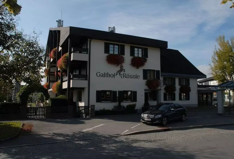 호텔 Restaurant Rössle