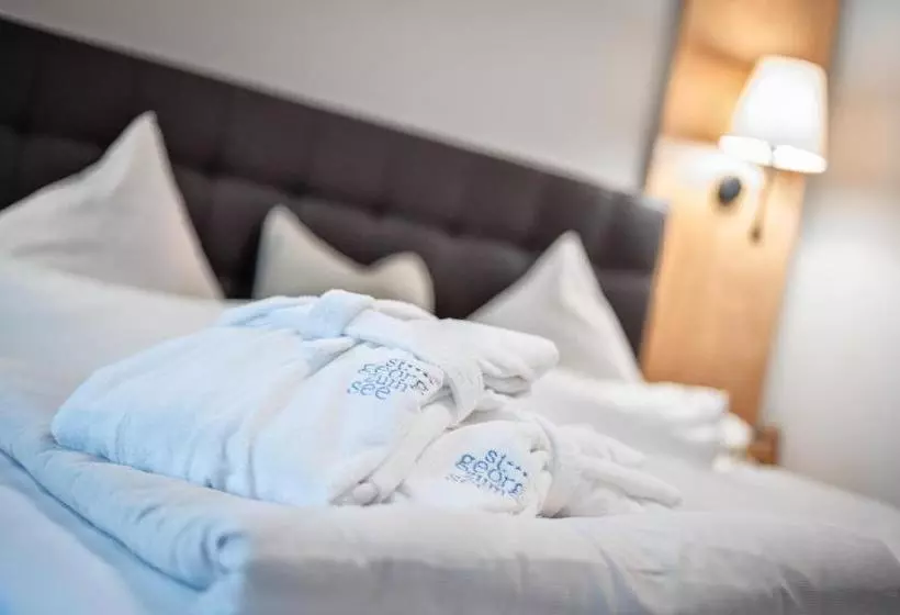 酒店 St. Georg Zum See