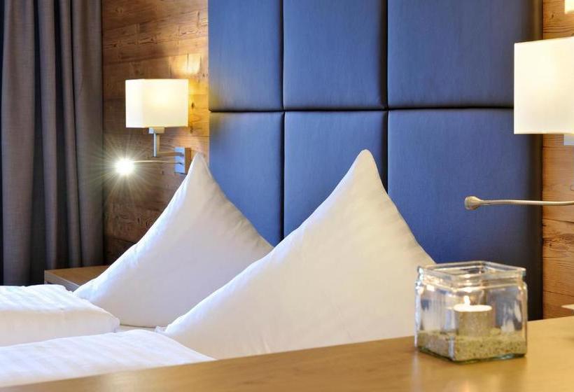 ホテル St. Georg Zum See