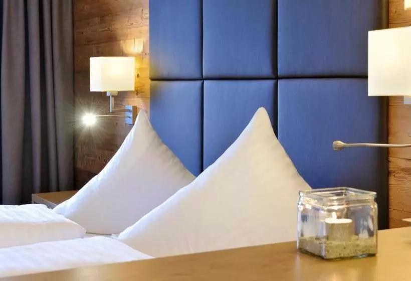 酒店 St. Georg Zum See