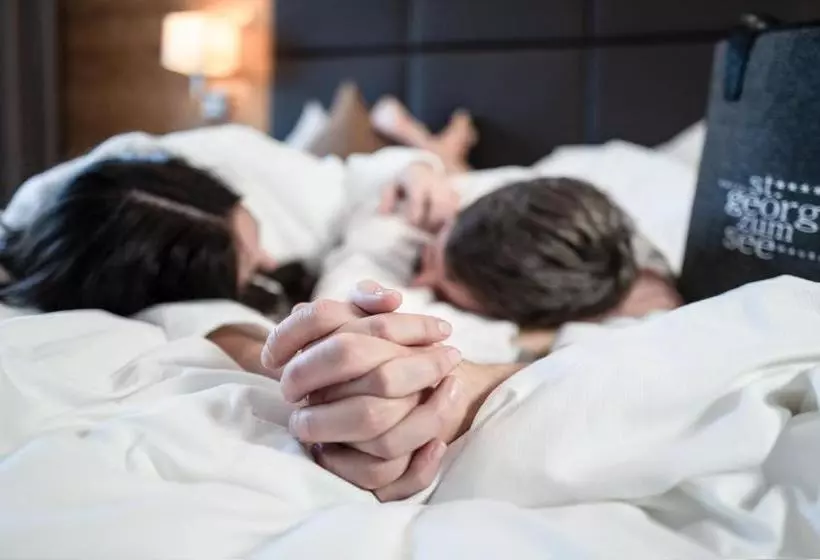 酒店 St. Georg Zum See