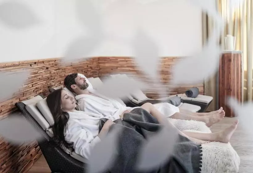 酒店 St. Georg Zum See