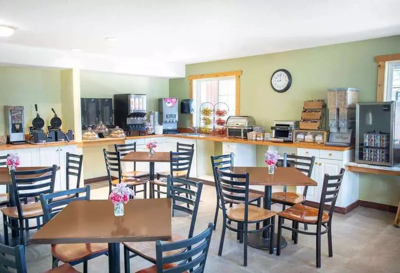 Szálloda Travelodge By Wyndham Golden Sportsman Lodge