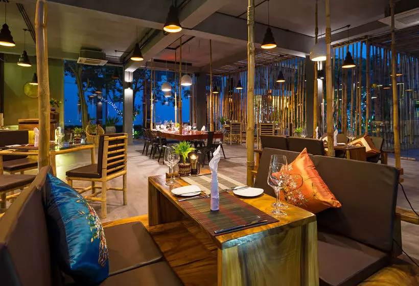 هتل Les Bambous Luxury