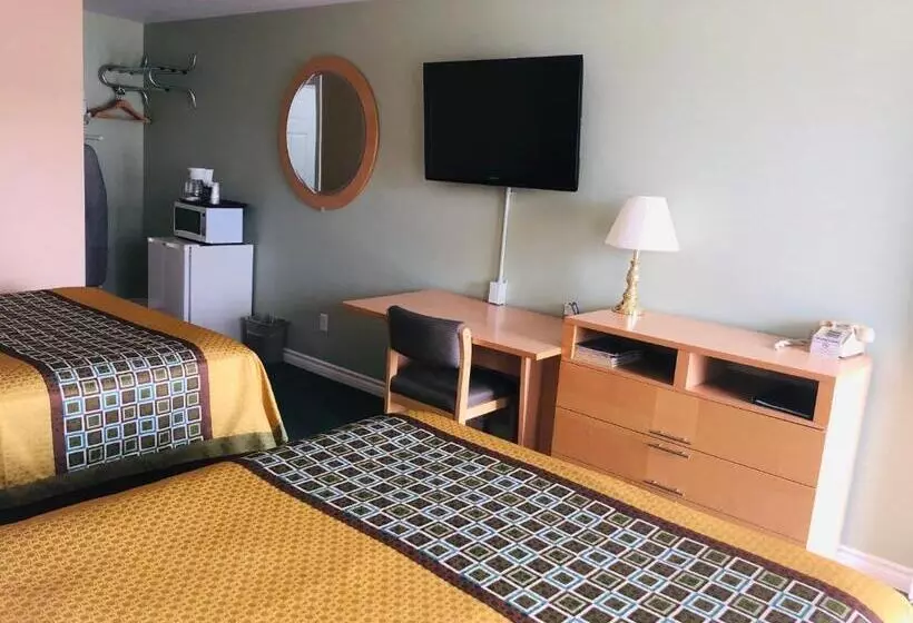 Motelli Perth Plaza Inn & Suites