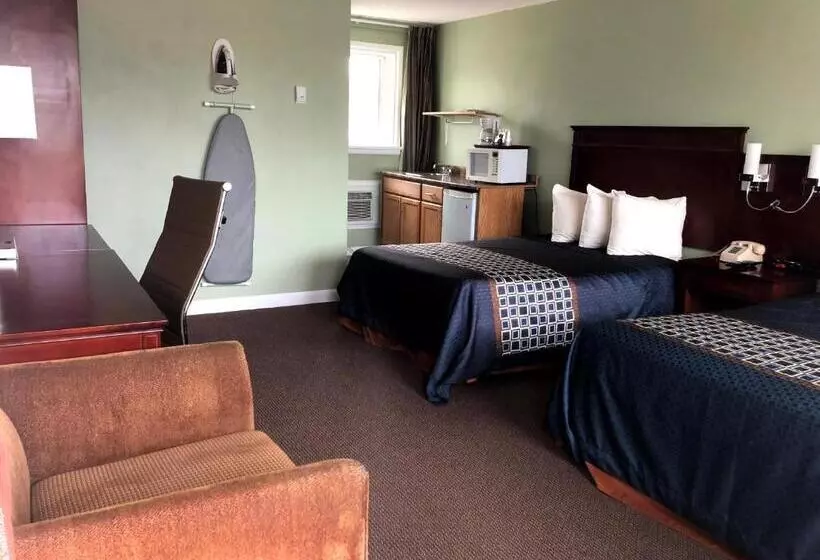 Motelli Perth Plaza Inn & Suites