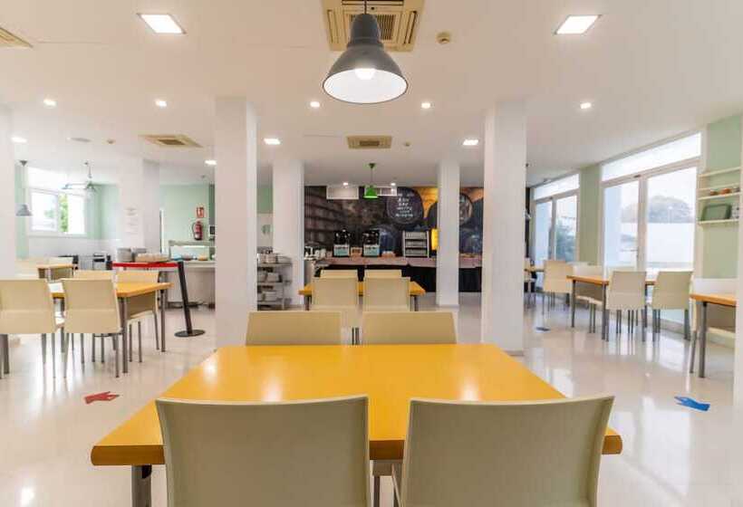 Albergue Inturjoven Jerez De La Frontera