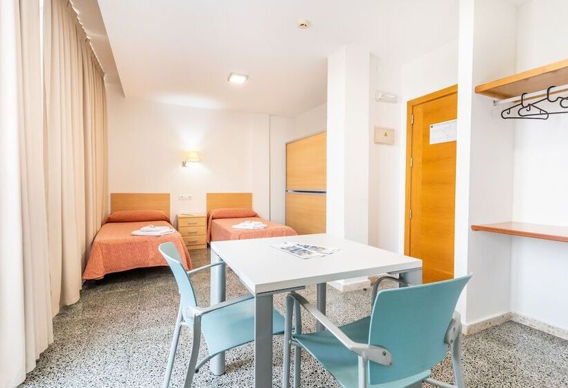 Albergue Inturjoven Jerez De La Frontera