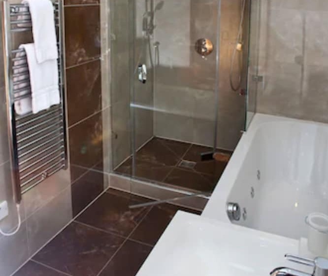 Arlington House Apartments