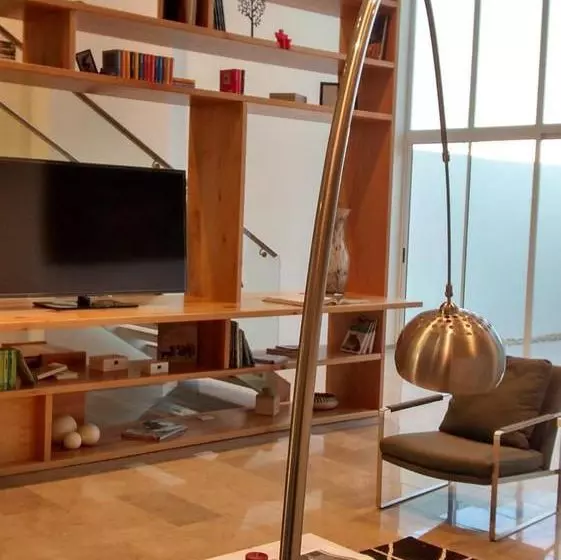 Camino Real Hotel & Suites Puebla