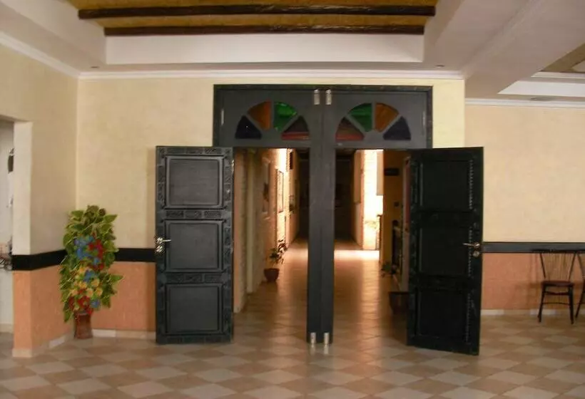 مسافرخانه Safa